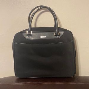 SATCHI HOUSE BLACK LAPTOPS,IPAD AND EXTRA BAG